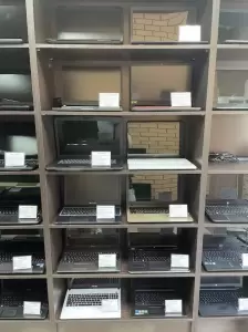 Фотография Laptop market 4